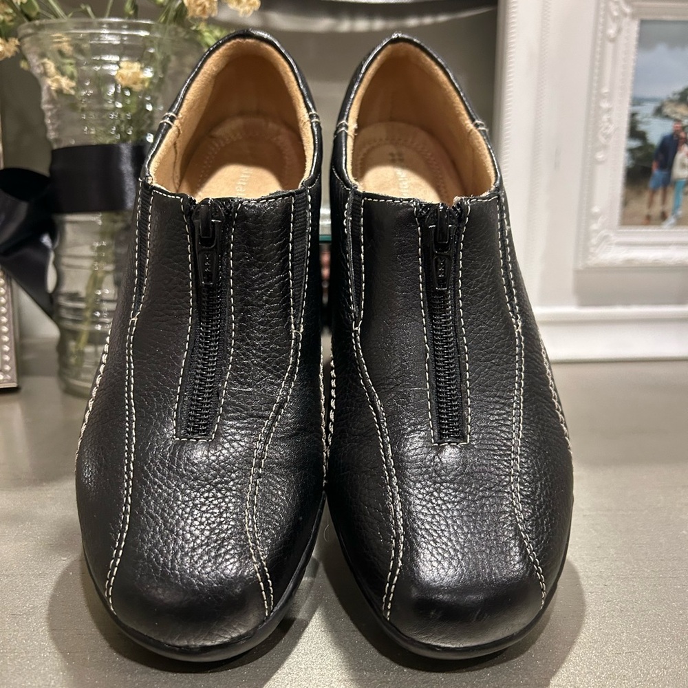 Naturalizer Black Leather Zip-Front Slip-On Loafers NWOB